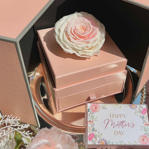 雙色保鮮花 + 錄音卡式帶心意卡母親節禮盒
